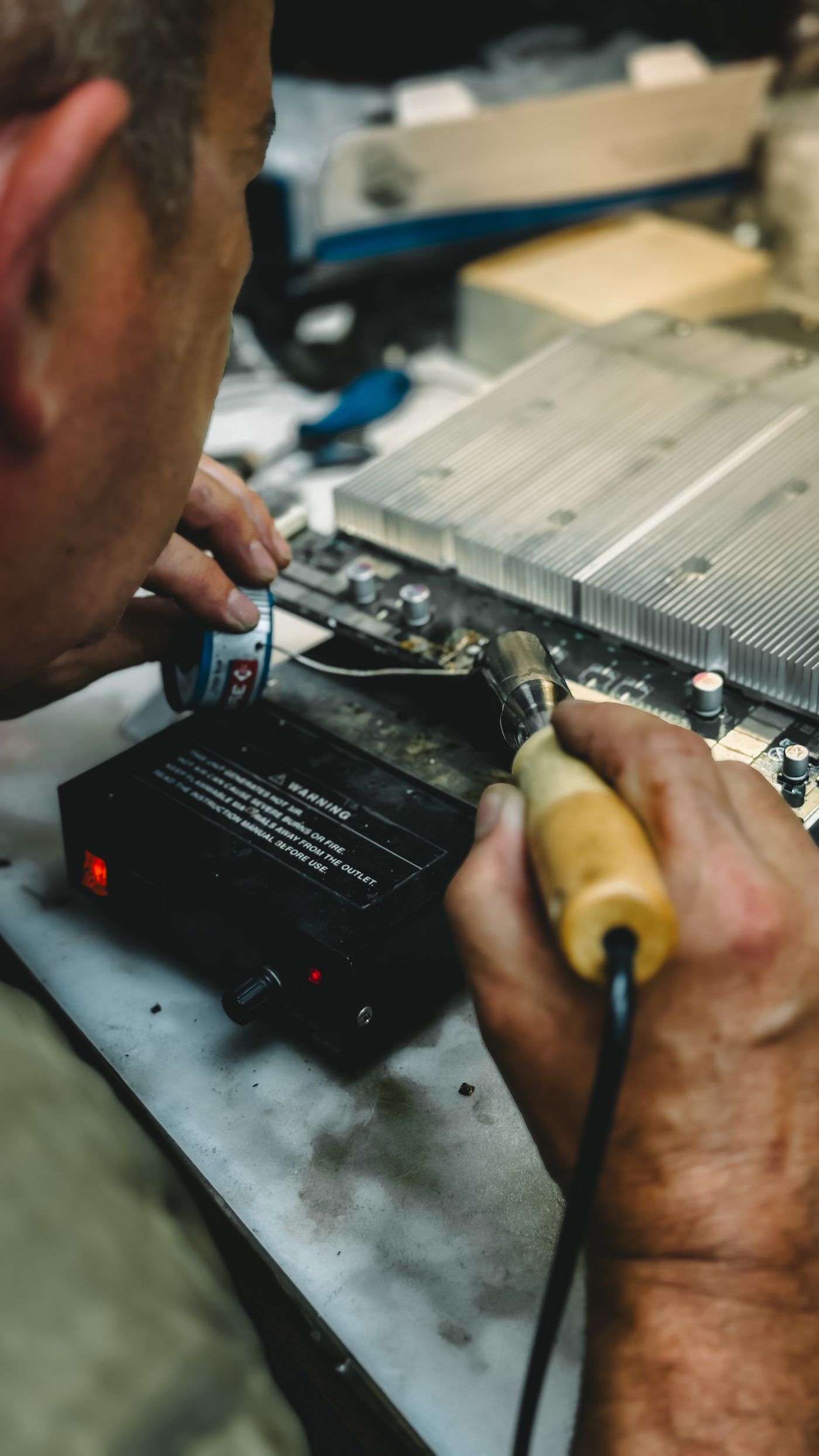 Lutowanie elementów układu elektronicznego